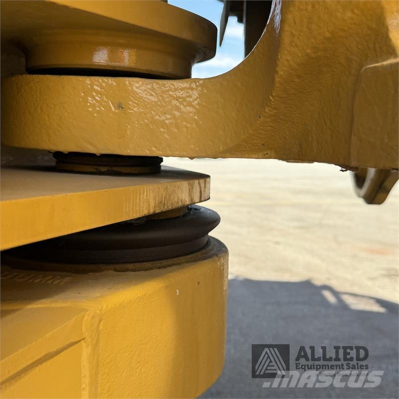 CAT 745 Camiones articulados