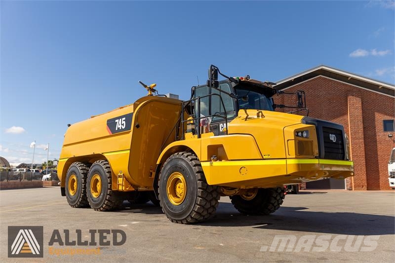 CAT 745 مكونات أخرى