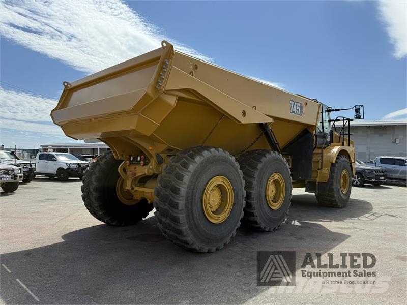 CAT 745 Camiones articulados