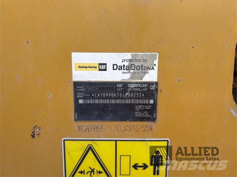 CAT 990K Kolesni nakladalci