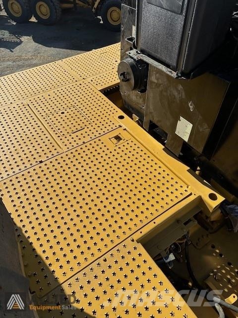 CAT 990K Φορτωτές με λάστιχα (Τροχοφόροι)