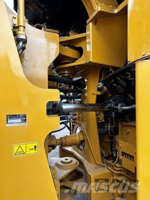 CAT 990K Φορτωτές με λάστιχα (Τροχοφόροι)