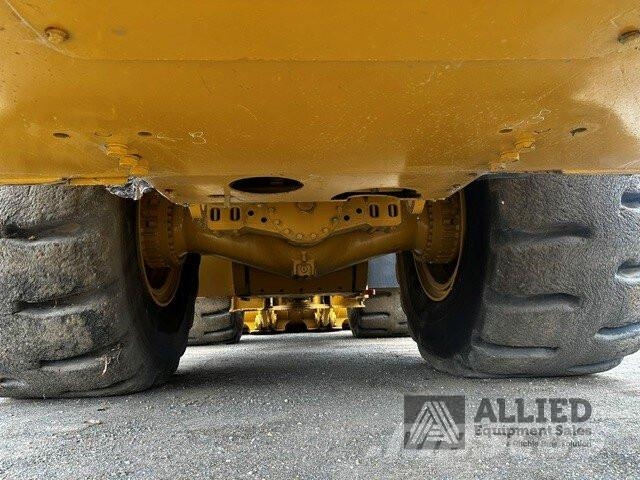 CAT 990K Φορτωτές με λάστιχα (Τροχοφόροι)