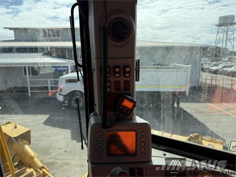 CAT D8T Dozer cingolati