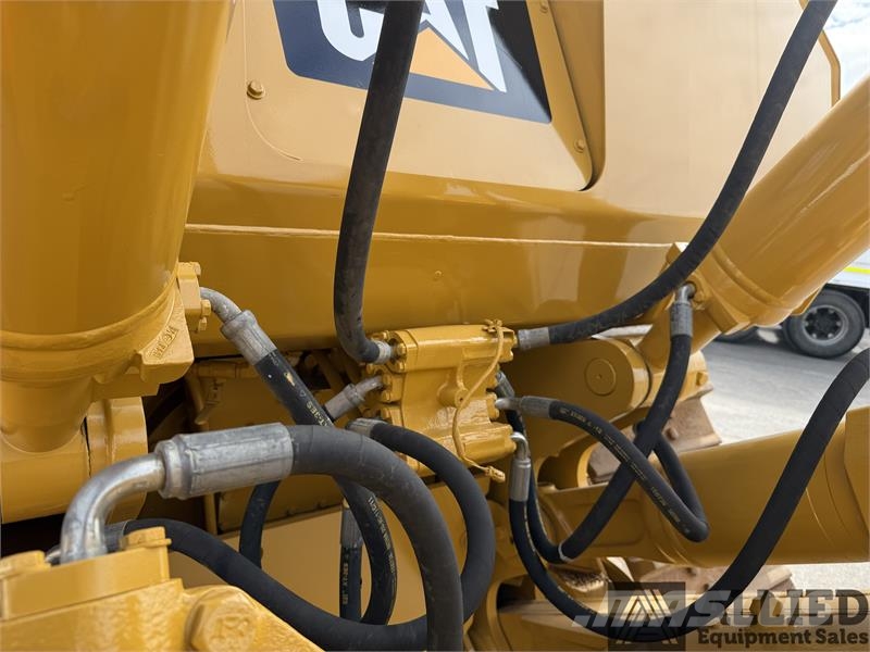 CAT D8T Dozer cingolati
