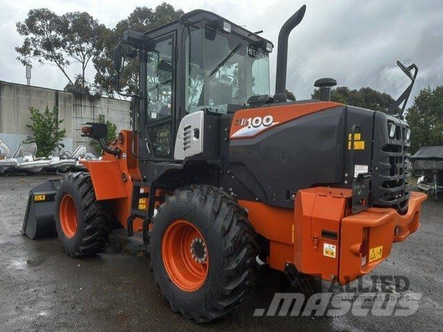 Hitachi ZW100-6 Naudoti ratiniai krautuvai