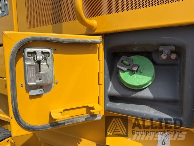 John Deere 872GP Greideriai