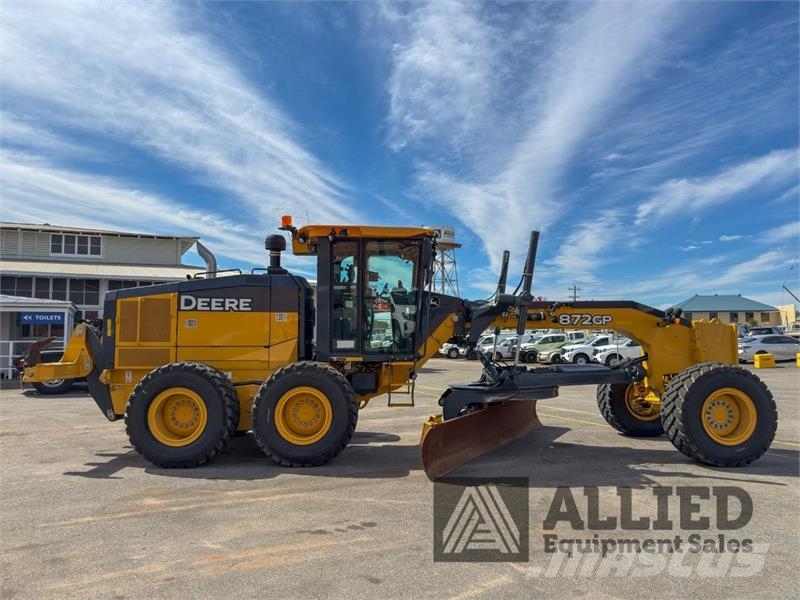 John Deere 872GP Greideriai