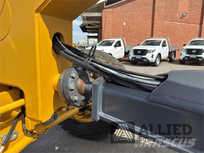John Deere 872GP Greideriai