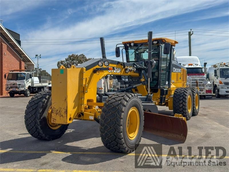 John Deere 872GP Greideriai