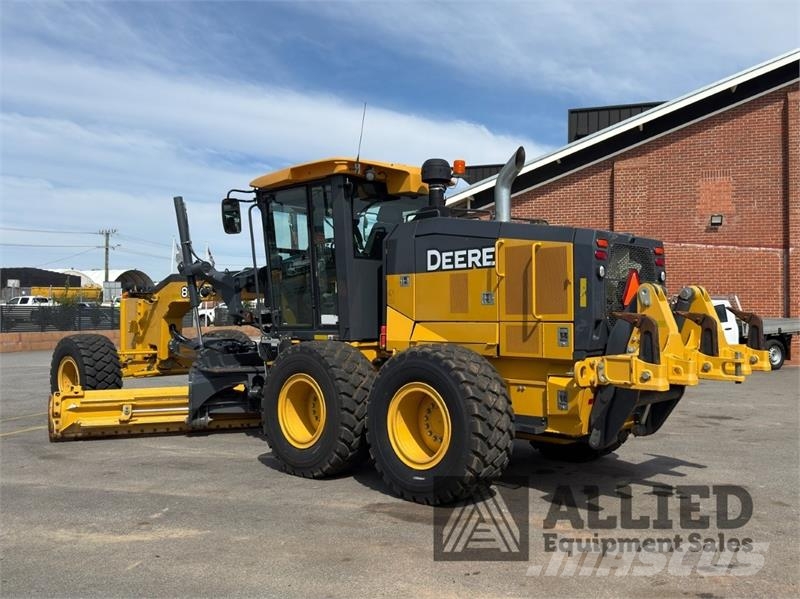 John Deere 872GP Greideriai