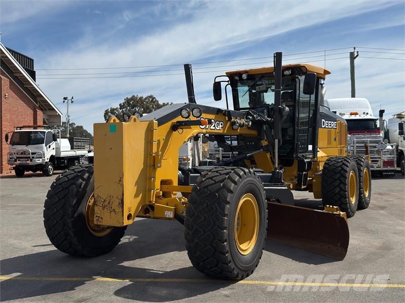 John Deere 872GP Greideriai