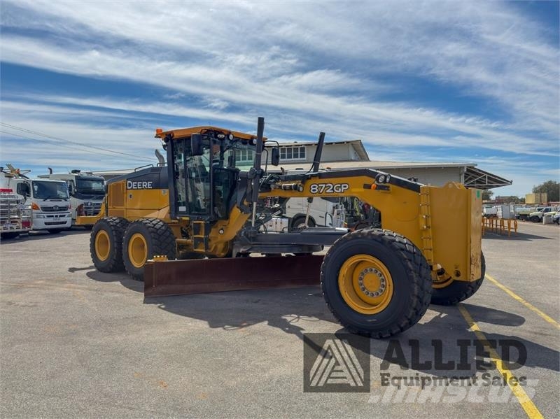 John Deere 872GP Greideriai