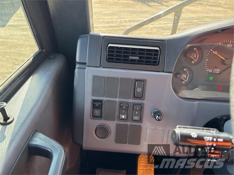 Komatsu HD605-7E1 Σπαστό Dump Truck ADT