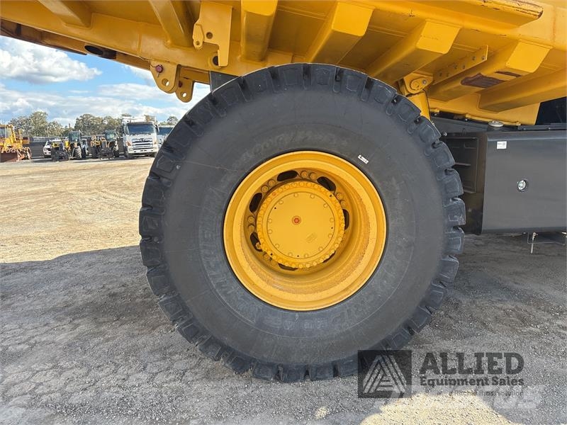 Komatsu HD605-7E1 Σπαστό Dump Truck ADT