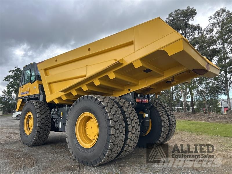 Komatsu HD605-7E1 Σπαστό Dump Truck ADT