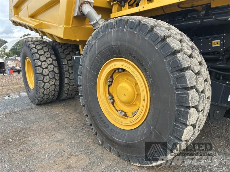 Komatsu HD605-7E1 Σπαστό Dump Truck ADT