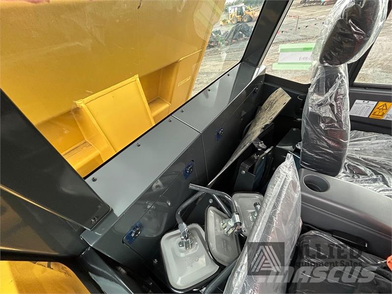 Komatsu HD605-7E1 Σπαστό Dump Truck ADT