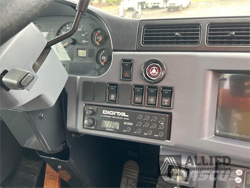 Komatsu HD605-7E1 Σπαστό Dump Truck ADT