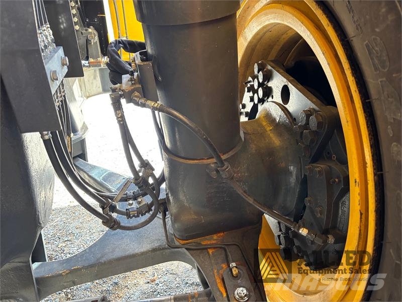 Komatsu HD605-7E1 Σπαστό Dump Truck ADT