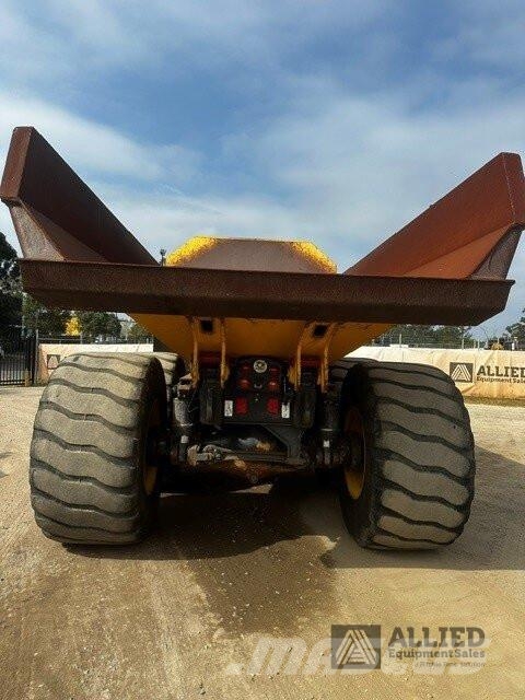 Komatsu HM300-5 Zglobni demperji