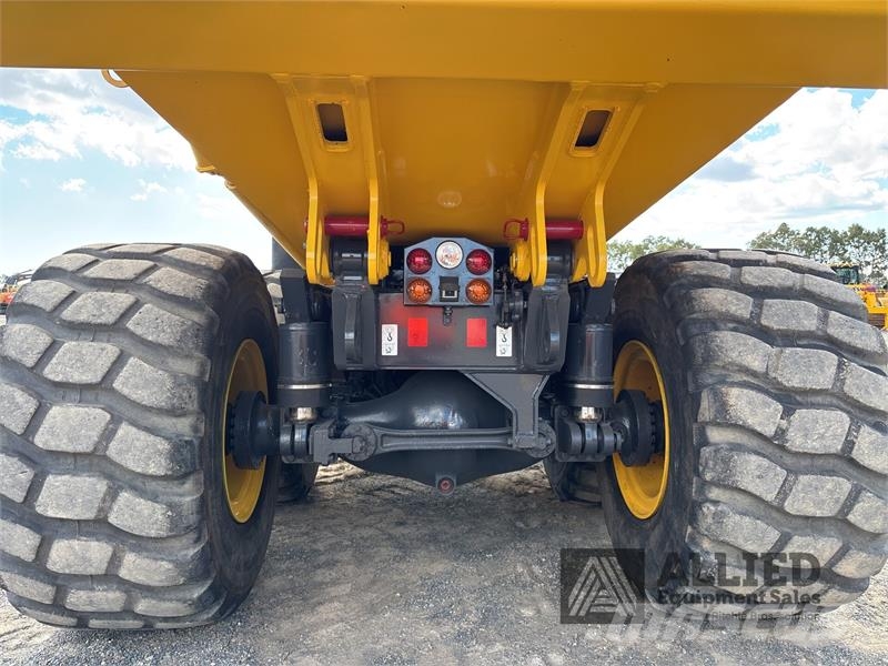 Komatsu HM300-5 Σπαστό Dump Truck ADT