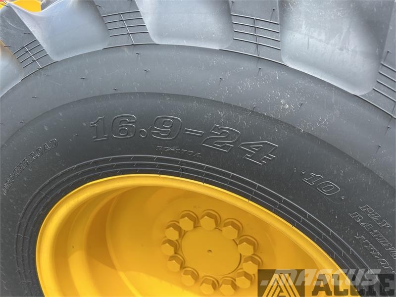 Komatsu WA100-8 Hjullastare