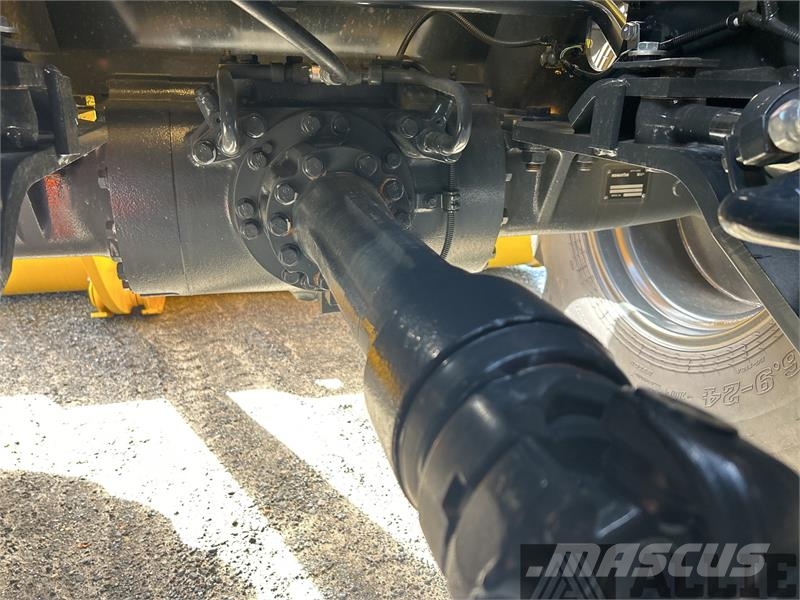 Komatsu WA100-8 Hjullastare