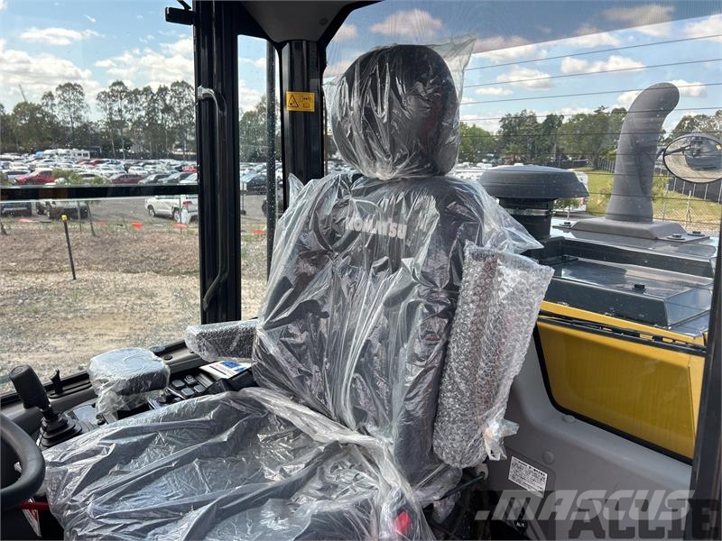 Komatsu WA100-8 Hjullastare