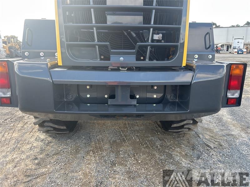 Komatsu WA100-8 Hjullastare
