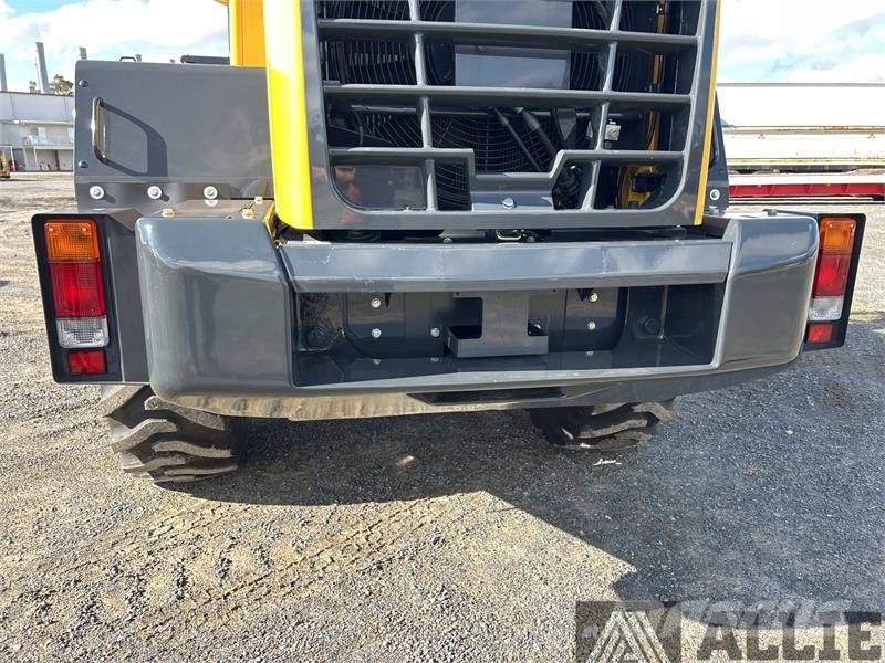 Komatsu WA100-8 Hjullastare