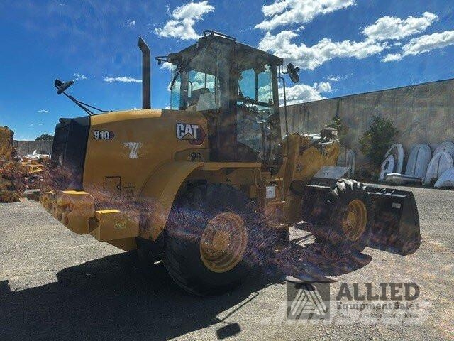 Komatsu WA320-8 Naudoti ratiniai krautuvai