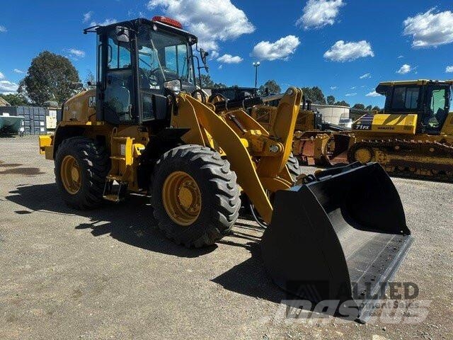 Komatsu WA320-8 Naudoti ratiniai krautuvai