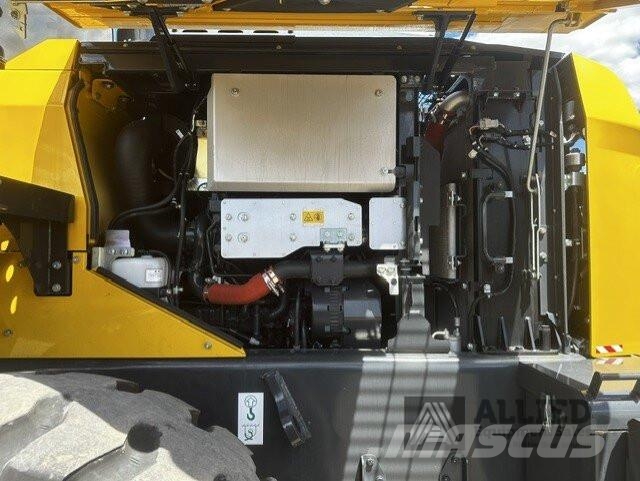 Komatsu WA320-8 Naudoti ratiniai krautuvai