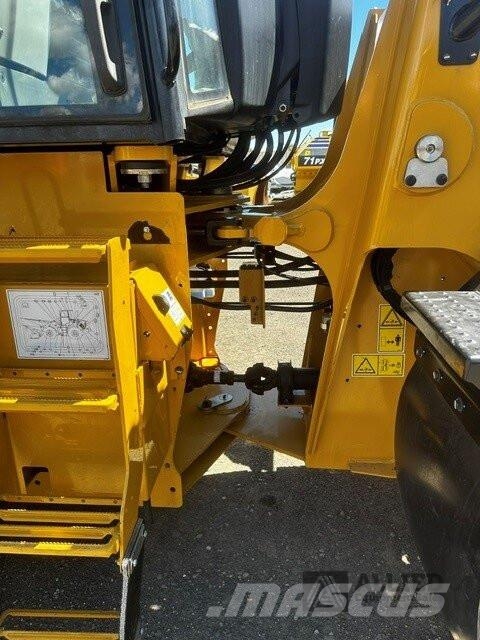 Komatsu WA320-8 Naudoti ratiniai krautuvai