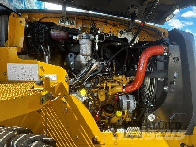 Komatsu WA320-8 Naudoti ratiniai krautuvai