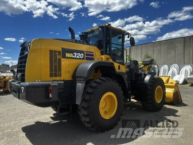 Komatsu WA320-8 Naudoti ratiniai krautuvai