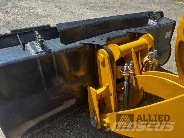 Komatsu WA320-8 Naudoti ratiniai krautuvai
