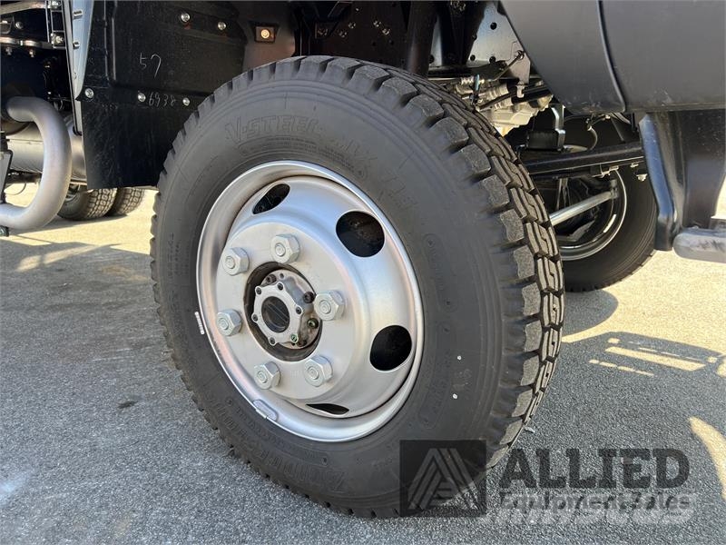 Mitsubishi Fuso FGB71ER6SFBC Tankvogne - vand