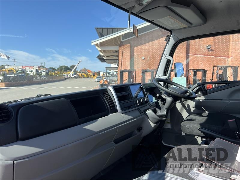 Mitsubishi Fuso FGB71ER6SFBC Tankvogne - vand