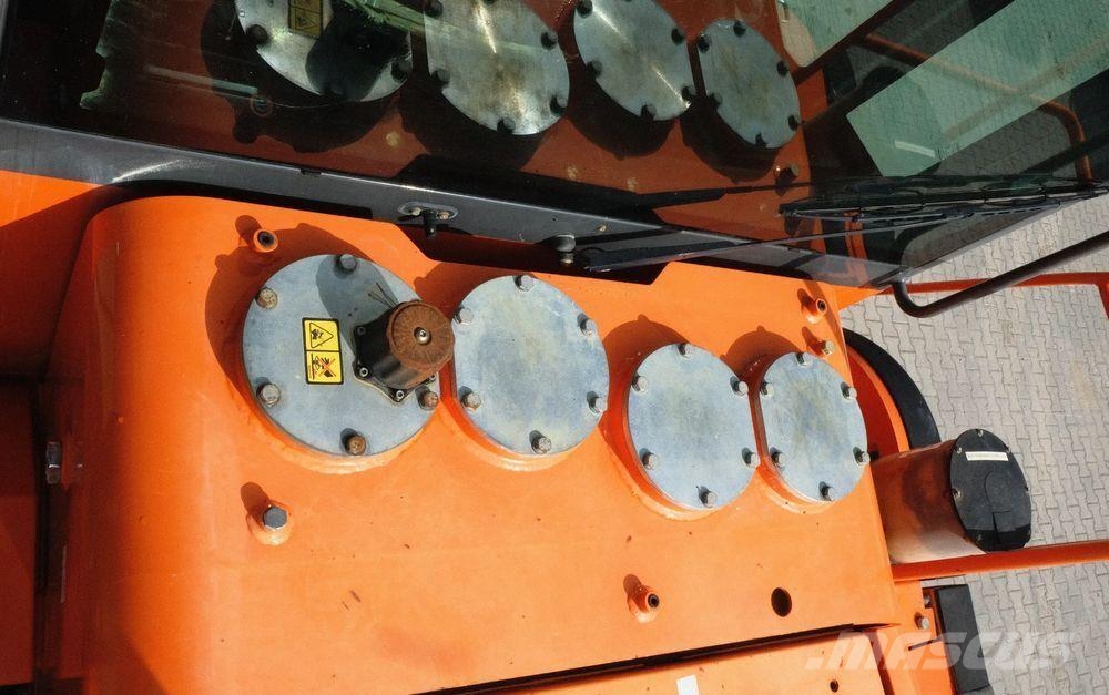Doosan DL450 Wheel loaders