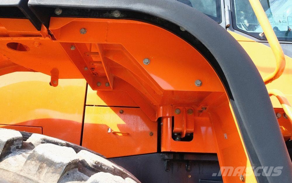 Doosan DL450 Wheel loaders