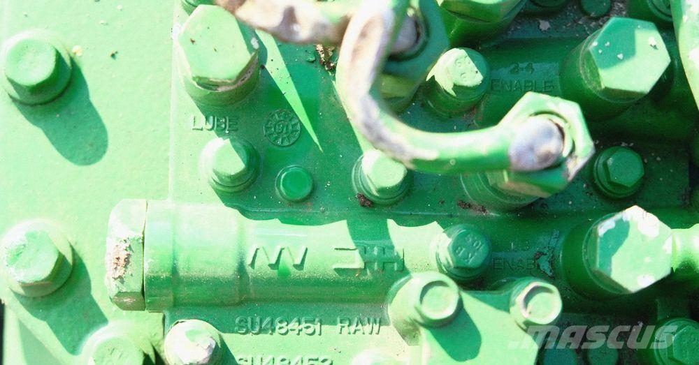 John Deere 5090R Převodovka