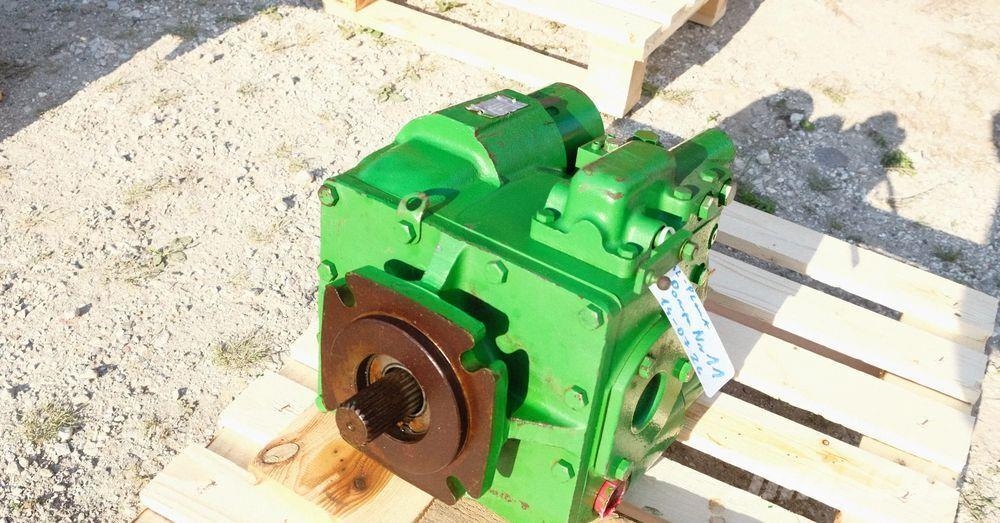 John Deere AZ42044 유압식 기계