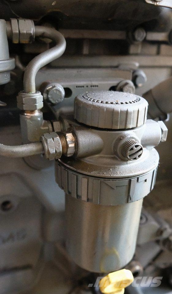 John Deere podstawa filtra paliwa silnika Power tech mod 4045 Ostale kargo komponente
