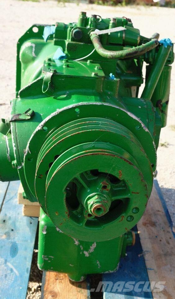 John Deere Przekladnia kątowa napędowa DE19203 kąbajn kosiark Otros componentes