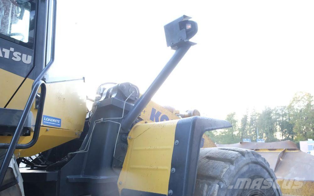 Komatsu WA470-7 Фронтальні навантажувачі