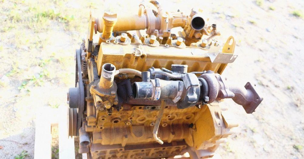 Kubota silnik caterpillar c 3.3B 3.3 litra Motori