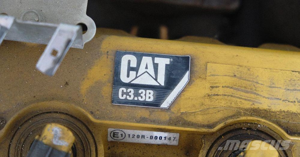 Kubota silnik caterpillar c 3.3B 3.3 litra Motori