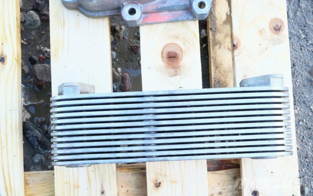 Liebherr Chłodnica oleju płynu D934 A7 kod 10127225, 7.014l Moteur